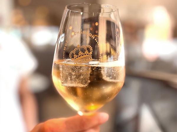 Vorschaubild zur Seite 'Weinkarte'